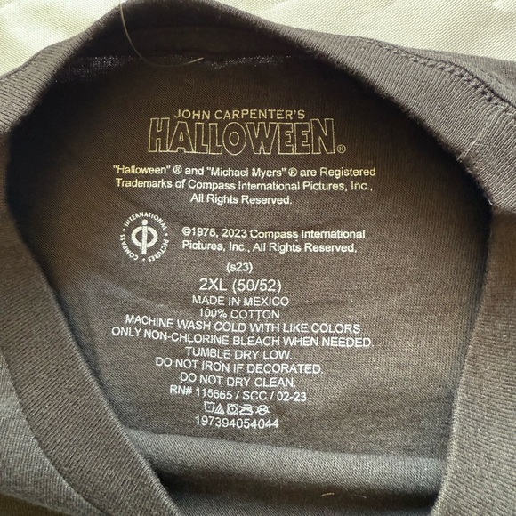 Halloween Michael Myers Adult Mens L Black T Shirt Horror Movie Tee NWT - Picture 5 of 12